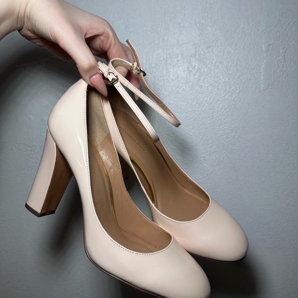 Banana Republic Strapped Pumps